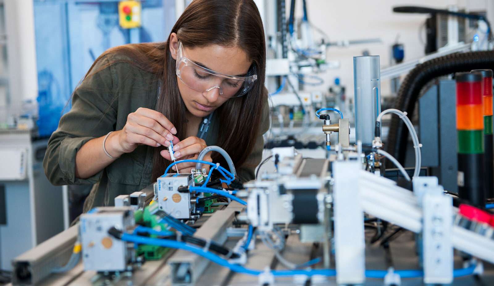 La Fabrication Méchatronique : Une Révolution Industrielle